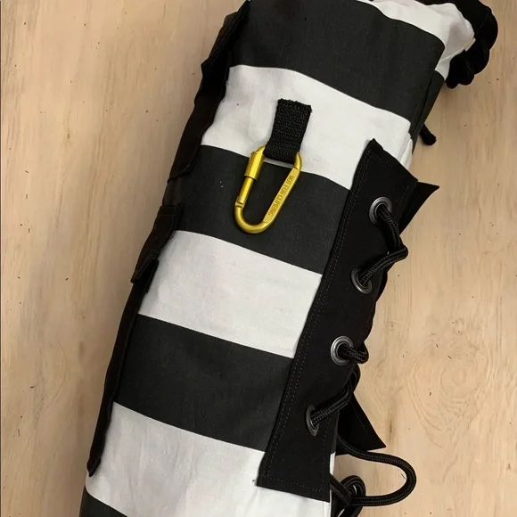 Motorcycle Chopper Sissy Bar Bag - The Jailbird - Picture 3 of 4